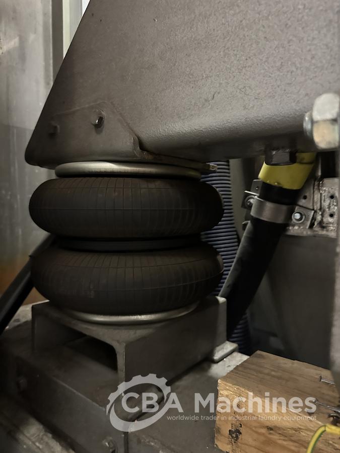 Used 2006 Washer Extractor Kannegiesser Power Swing PSW 300 (812)