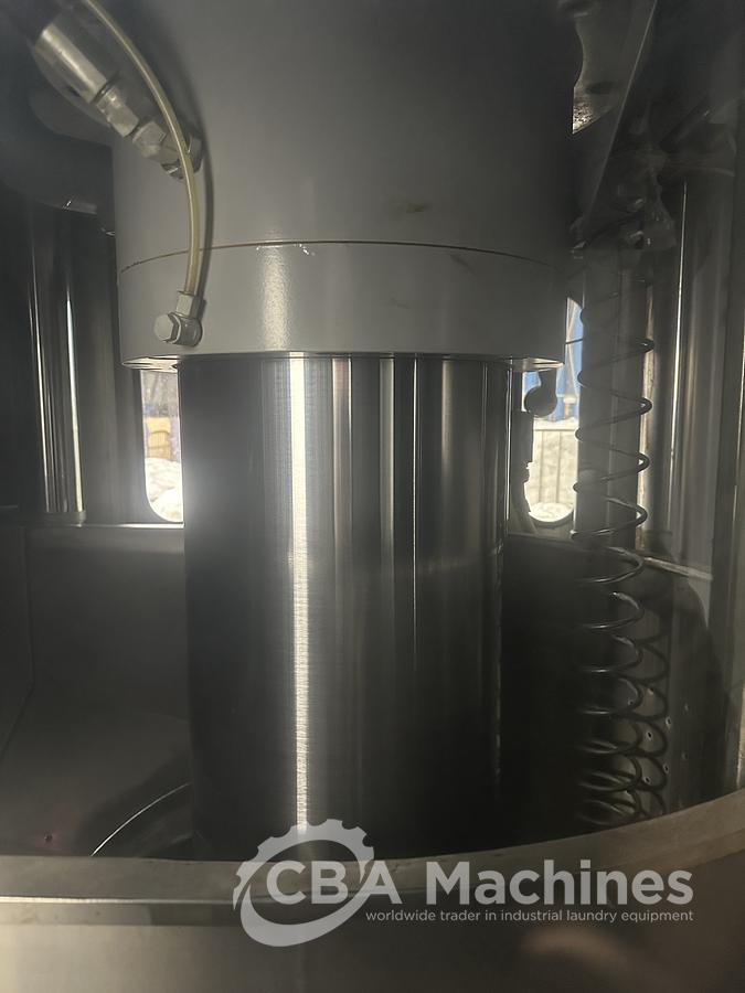 Used 2017 Lavatec LP572 Press 50kg