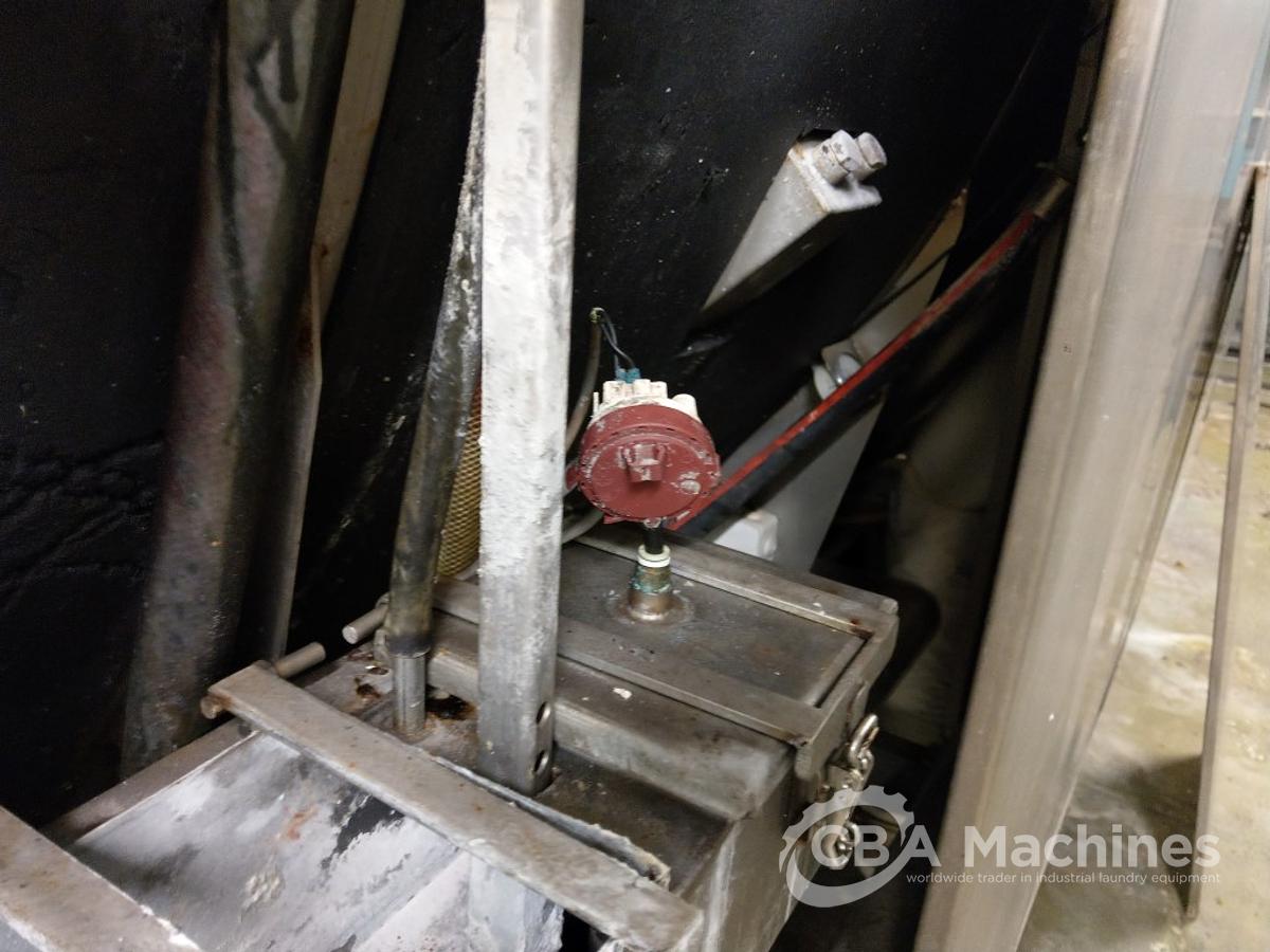 Usato 2009 Tunnel di lavaggio Arista 12x50 Center Transfer ( 358 )