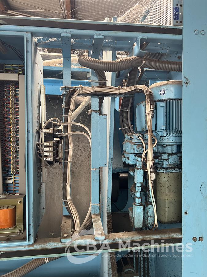 Used 2018 Unica 120kg Washer Extractor Open Pocket