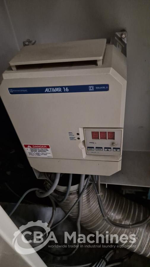 Used 1997 Ironer Dubix 1 roll 900x3300mm ( 243 )