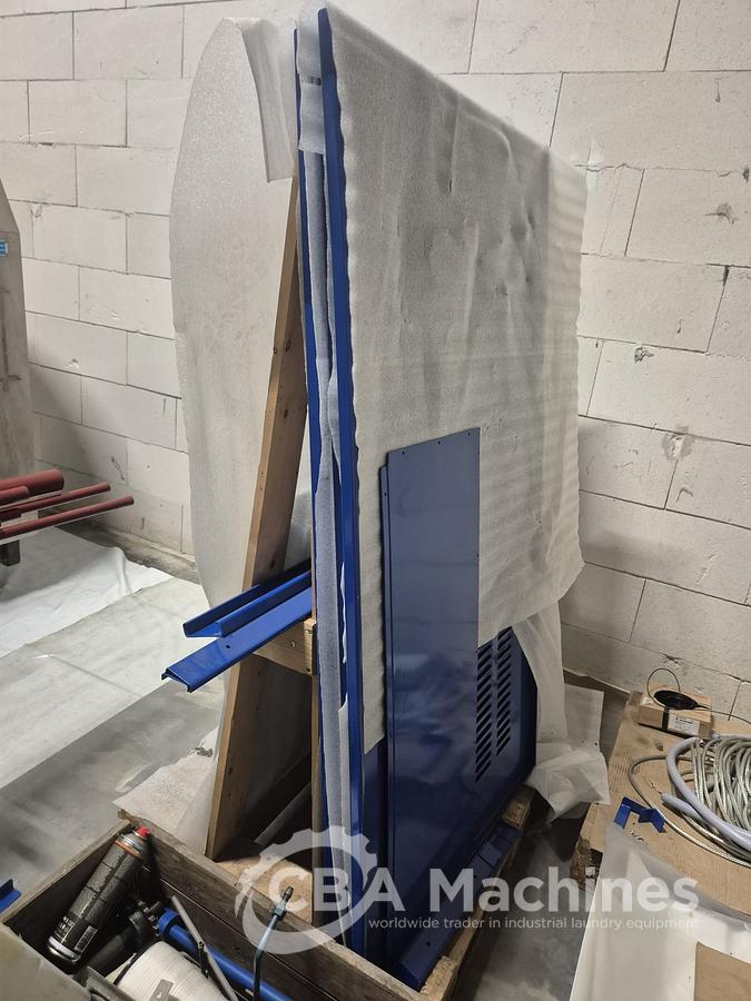 Used 1989 Rebuilt Ironer Lapauw 2 roll 1200 x 3300mm (429)