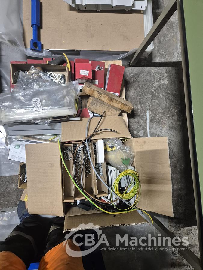 Used 1989 Rebuilt Ironer Lapauw 2 roll 1200 x 3300mm (429)