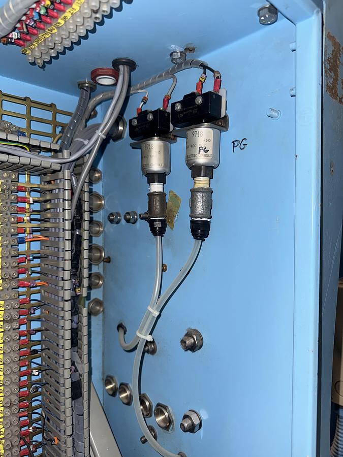 Used 2009 Washer Extractor Unica 200kg - 3 chambers