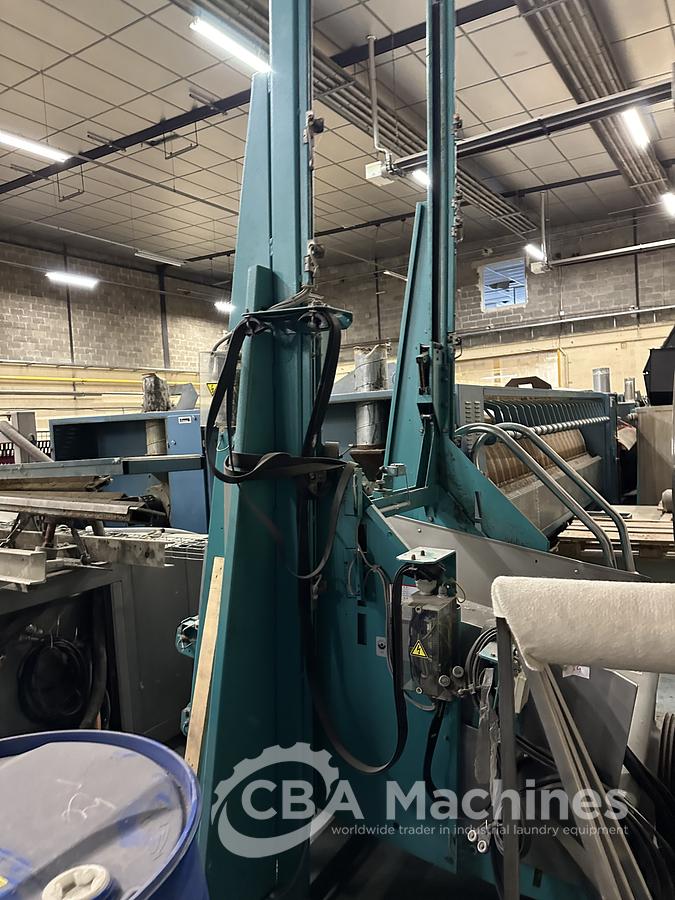 Used 1997 Lavatec Double Shuttle DHF 10.14