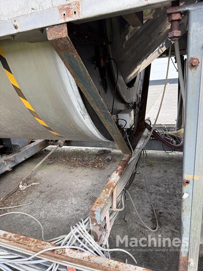 Used 1999 CBW Tunnel Lavatec 16x50kg (897)