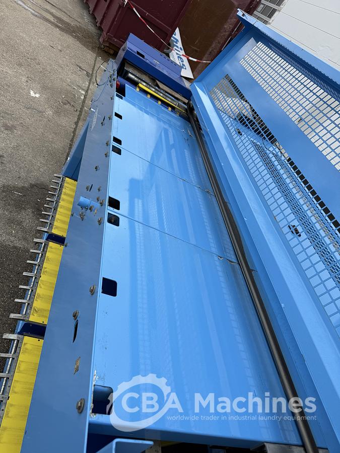 Used 2012 Towel Folder Pizzardi Axia