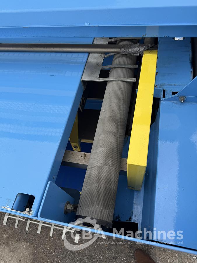 Used 2012 Towel Folder Pizzardi Axia