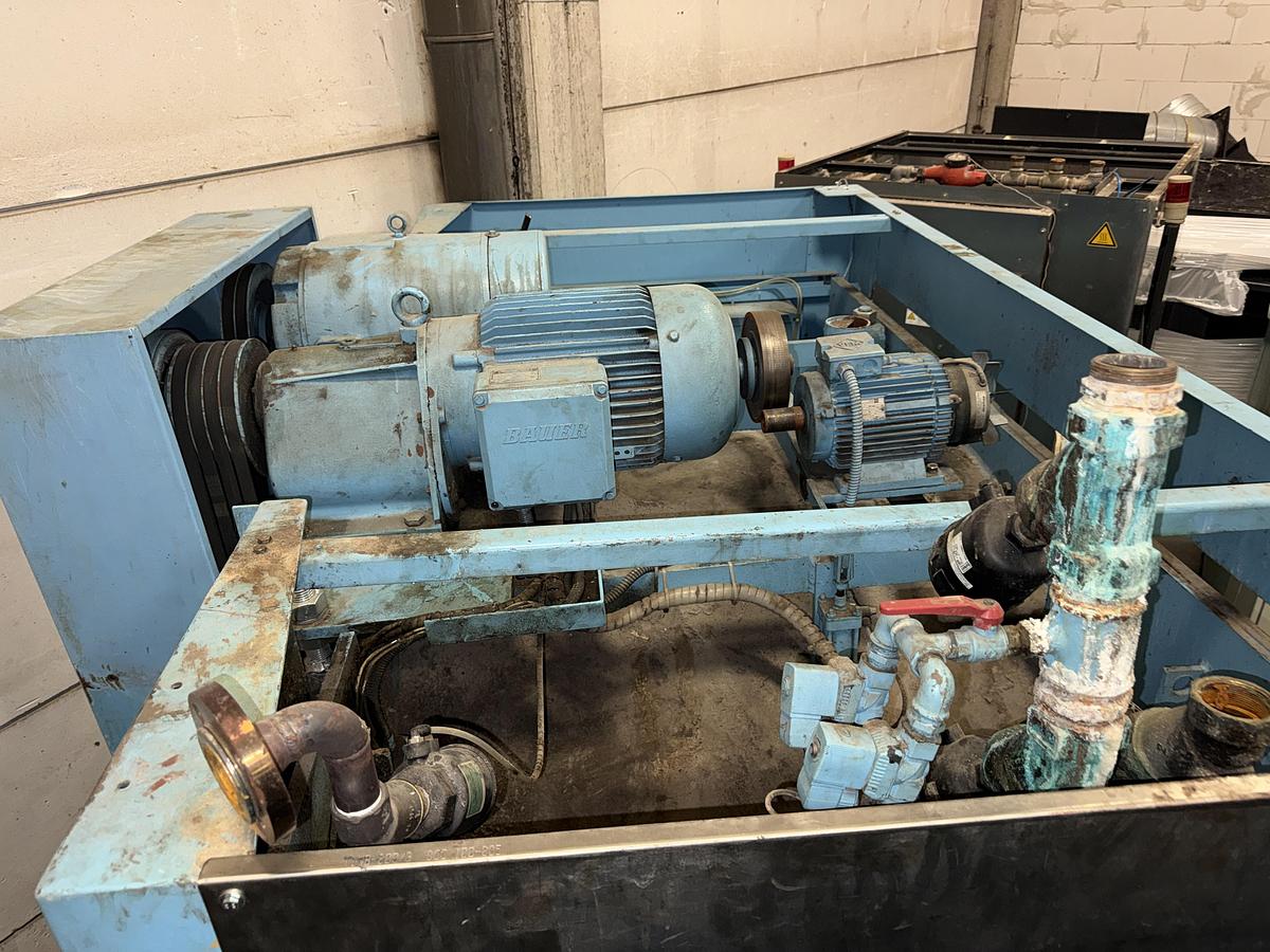 Used 2009 Washer Extractor Unica 200kg - 3 chambers