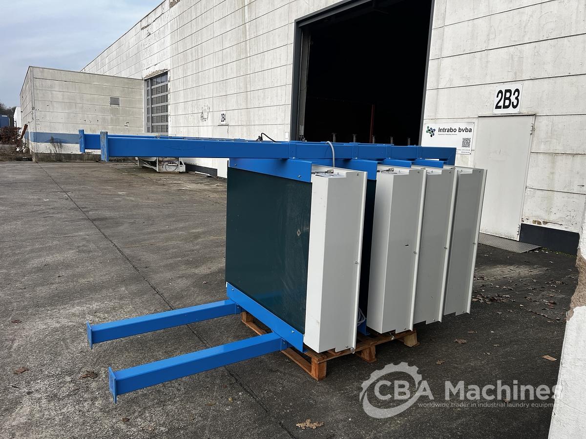 Used 2011 Siler Waiting conveyor 4 stages