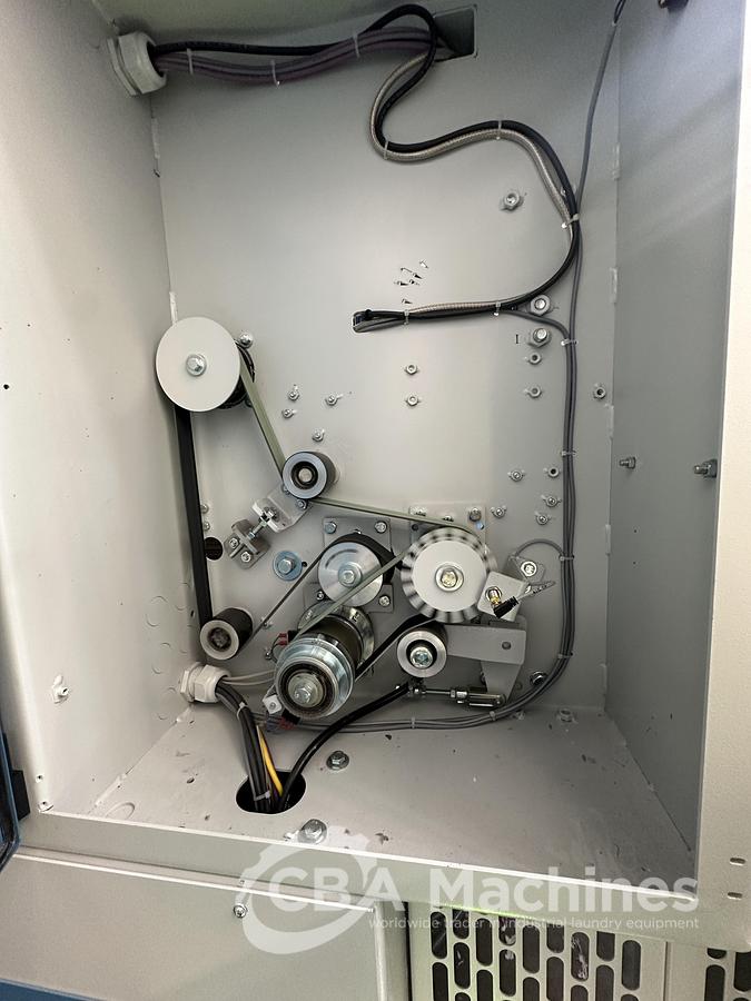 Used 2023 Kannegiesser Ironing line EMQ synchro pro 40-01+2-4/4-1/2 (1033) + HighPower HPM 3x1200x4000mm (1034) + SFM-E 40(42)-1/2-3-KR3-R-ISP4 (1035)