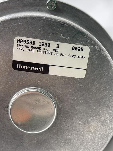 Used Honeywell MP953D 1230 3 0025, Armstrong ACV-6