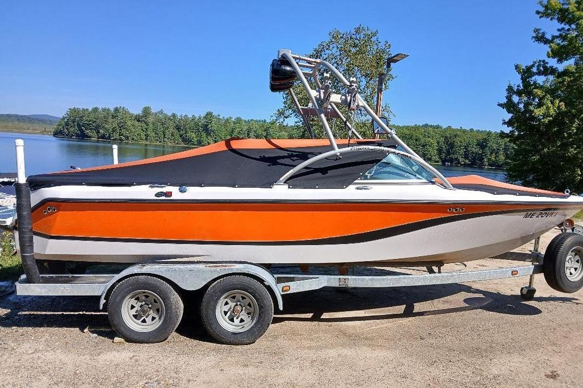 Used 2004 Correct Craft Super Air Nautique