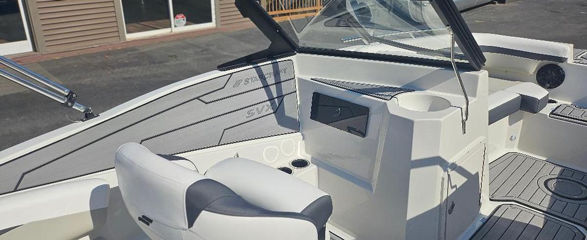 2025 Starcraft SVX 210 DC
