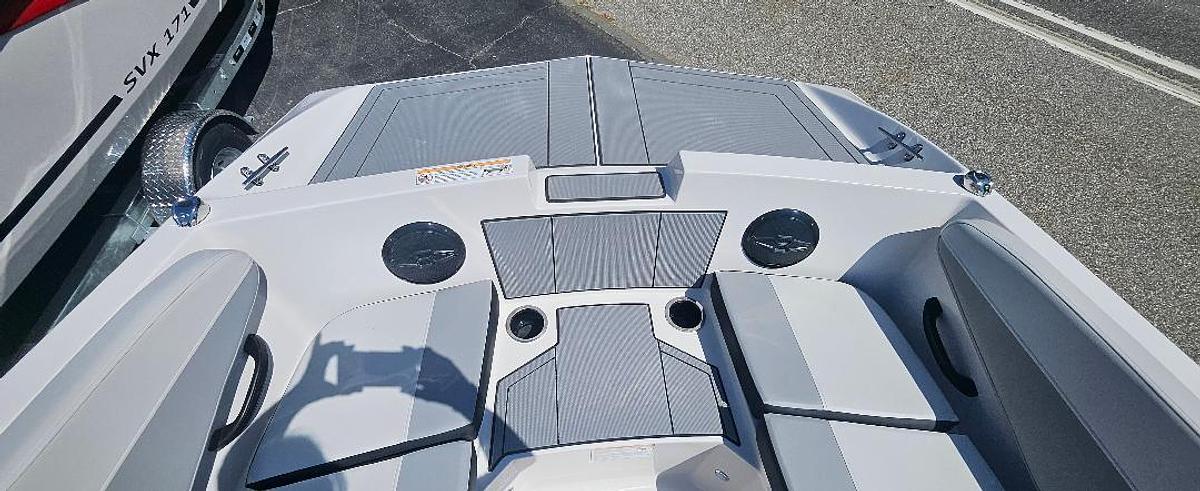 2026 Starcraft SV 16 OB