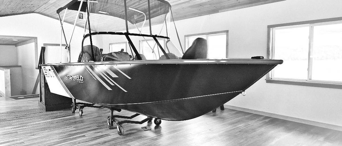 2027 STARWELD SXT 17 DC