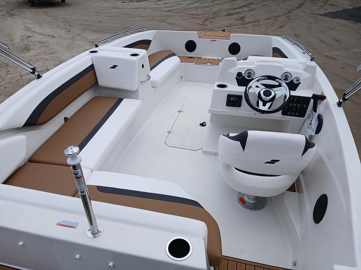 2026 Starcraft SVX 171 OB