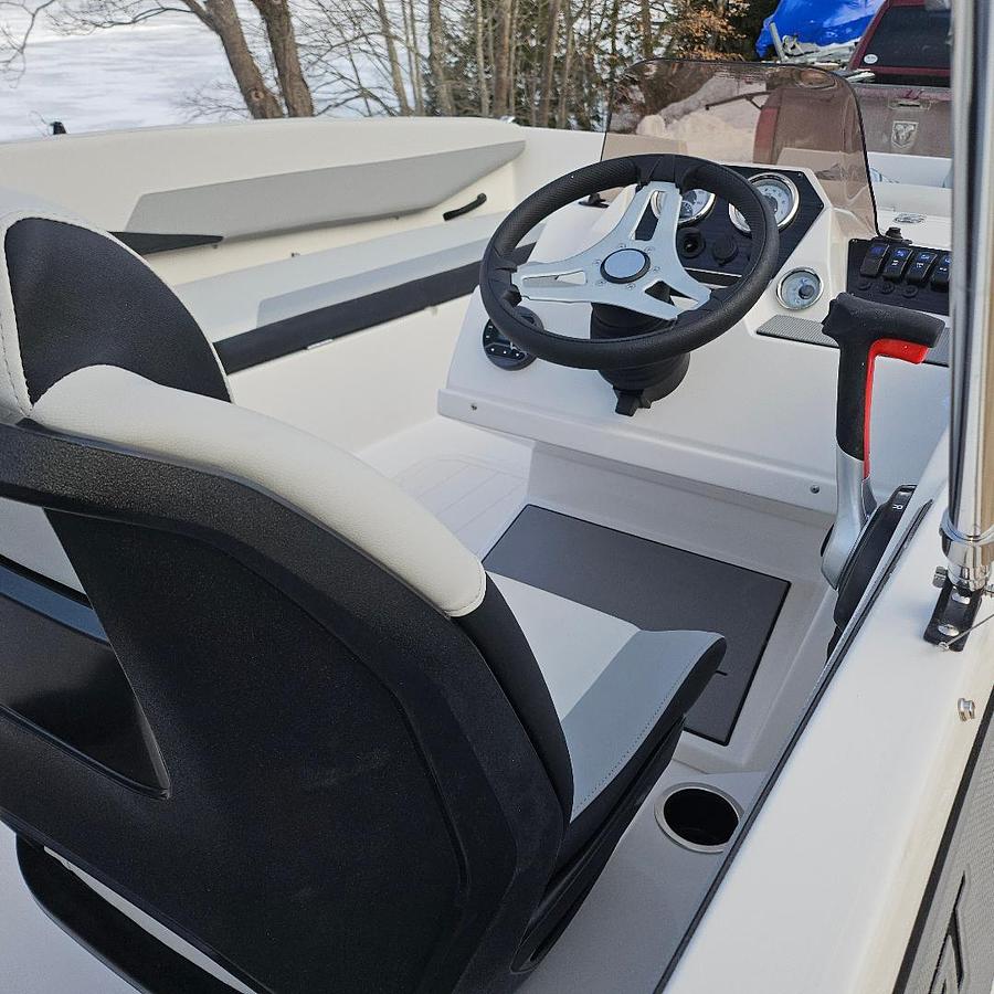 2026 Starcraft SV 18 O/B