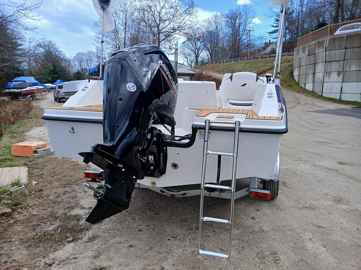 2026 Starcraft SVX 171 OB
