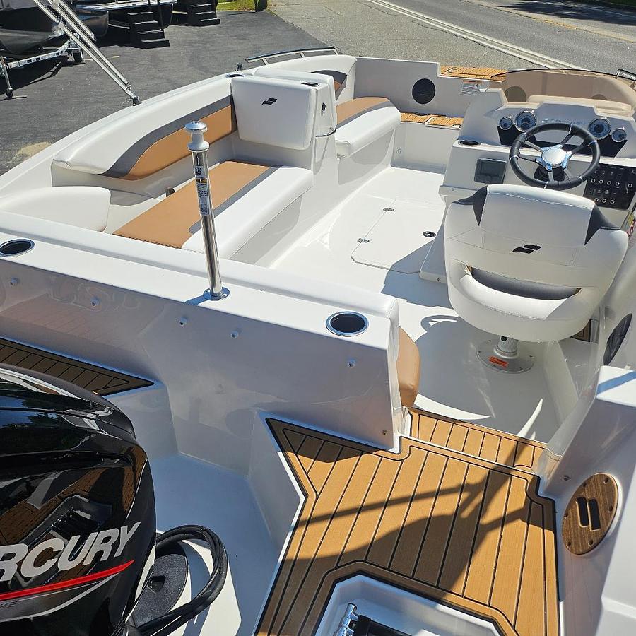 2026 Starcraft SVX 171 OB