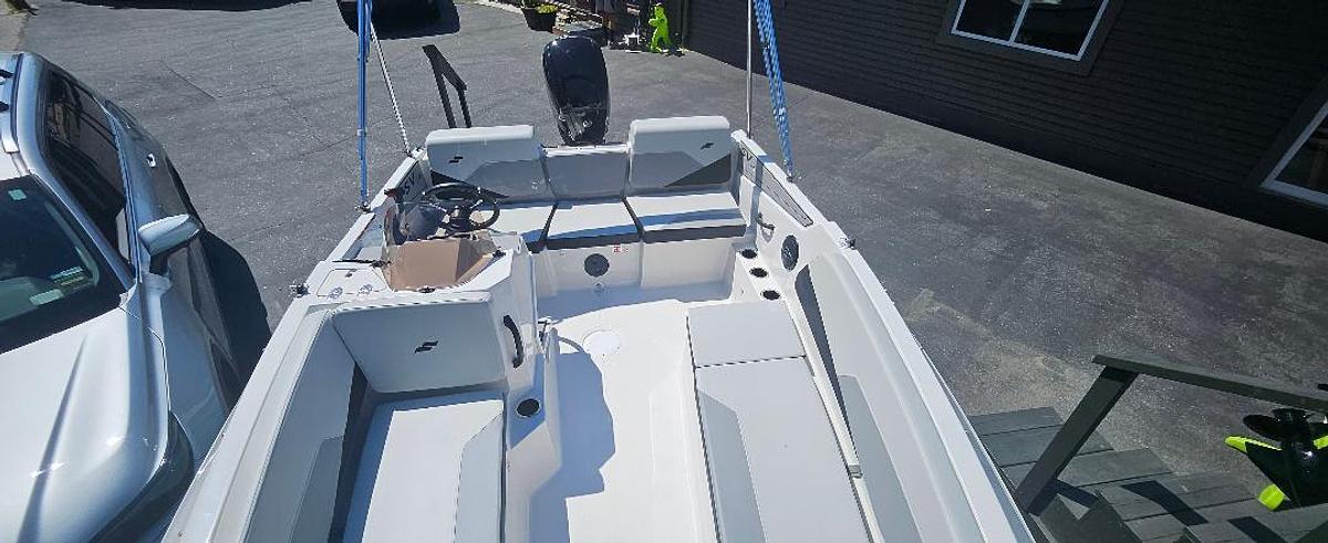 2026 Starcraft SV 16 OB