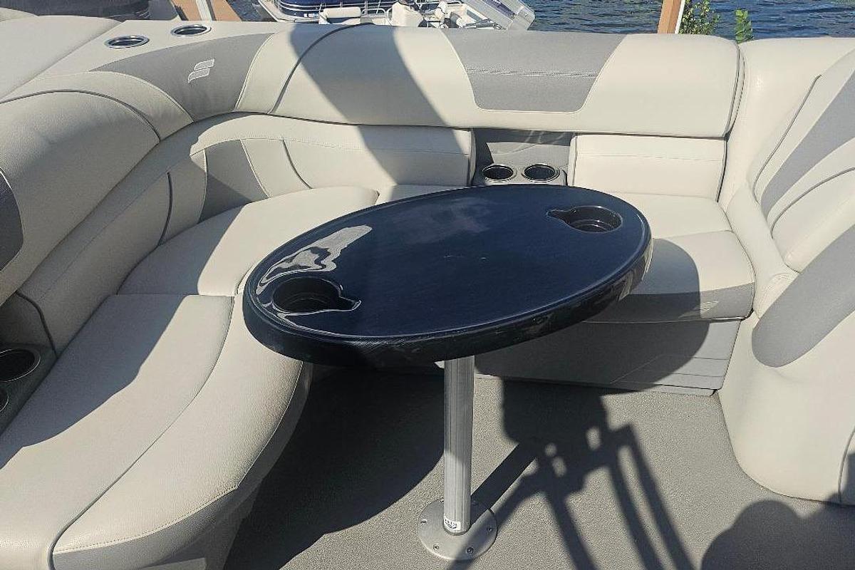 Used 2019 Starcraft EX 20 C