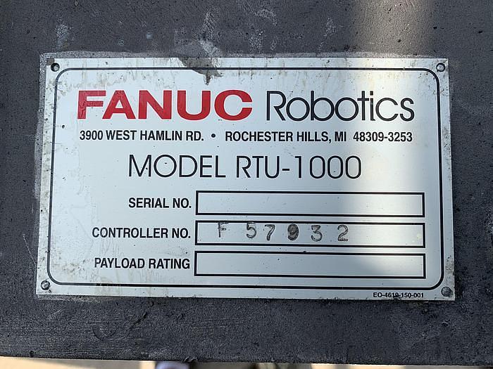 Used 2001 FANUC RTU-1000 7TH AXIS ROBOT TRACK 500KG X 26' TRAVEL