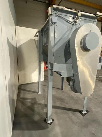 Used GONDARD 900 litres