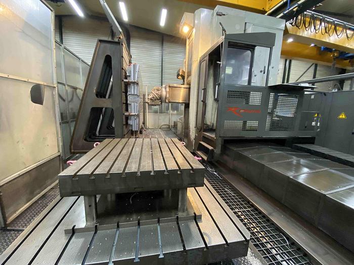 Usato FRESATRICE A MONTANTE MOBILE FPT RONIN M 60 CNC