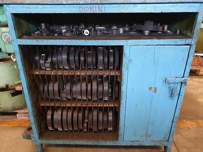 Usato DENTATRICE A CREATORE DONINI A 103