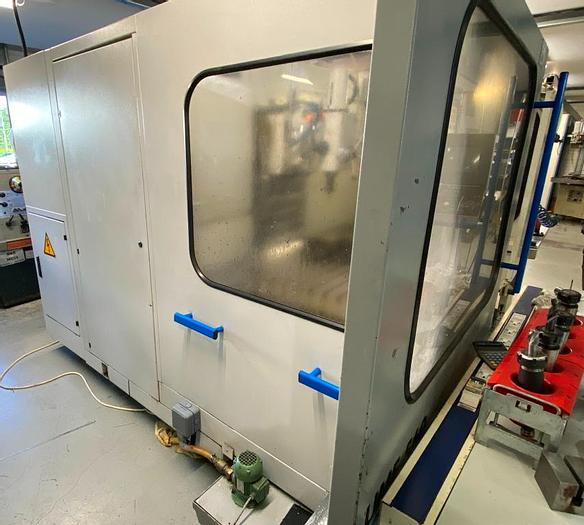 Used 1994 Mikron UME 560 3 Axis Machine CNC Milling Machine