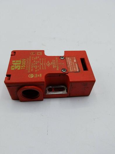 Used STI Safety Interlock Switch, T5009