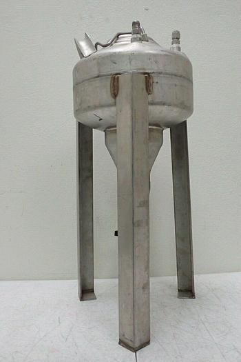 Used Picor 4" x 2" SCH 10S 30-50 PSI 100ºF WP 304/304 LW Conical Pressure Vessel