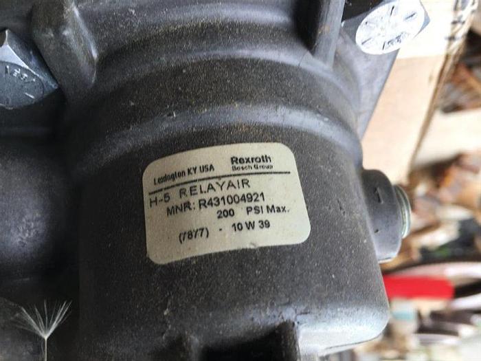 Used 0 Rexroth BOSCH H-5 RELAYAIR VALVE R431004921