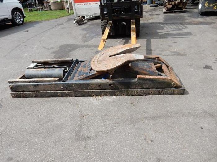 Used Hydraulic 5th Wheel Plate