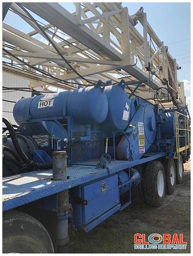 Used Item 0941 : 1981 Corsair Crane Carrier Workover Rig