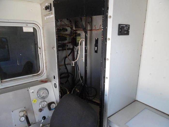 Used 2006 International Custom bodies wireline