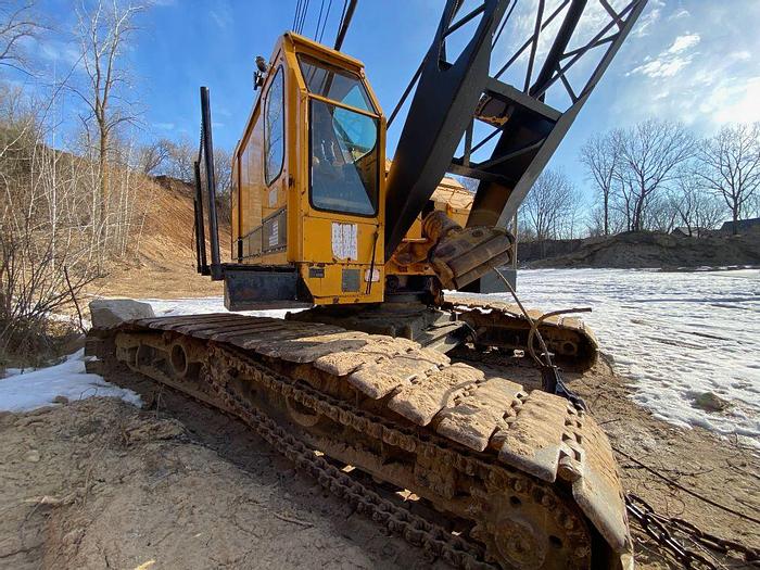 Used 1974 AMERICAN 4240