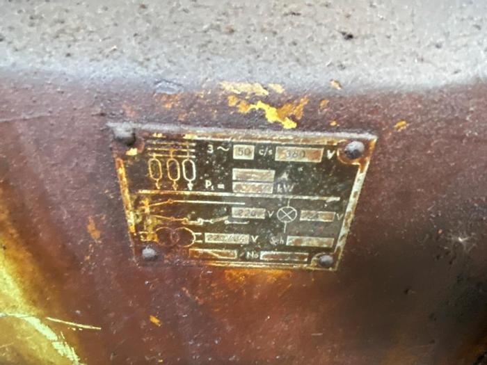 Used 1961 TOS SN40 x 2000 Manual Center Lathe