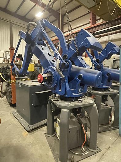 Used FANUC M410iB/700 PALLETIZING ROBOT WITH R30iB CONTROLLER NEW 2015