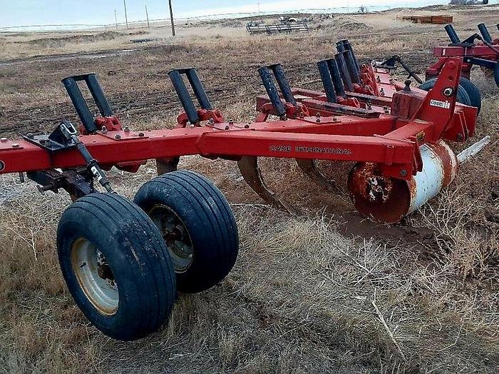 Used Case 14 Ripper - 7 Shank  ** Includes 2 Rippers **