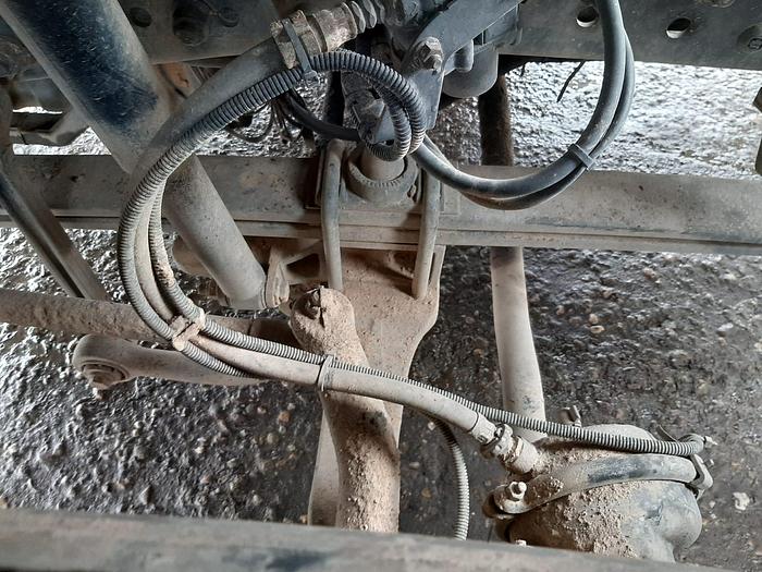 Gebruikt 1999 MERCEDES BENZ 1840 , 3 PEDALS , euro 2