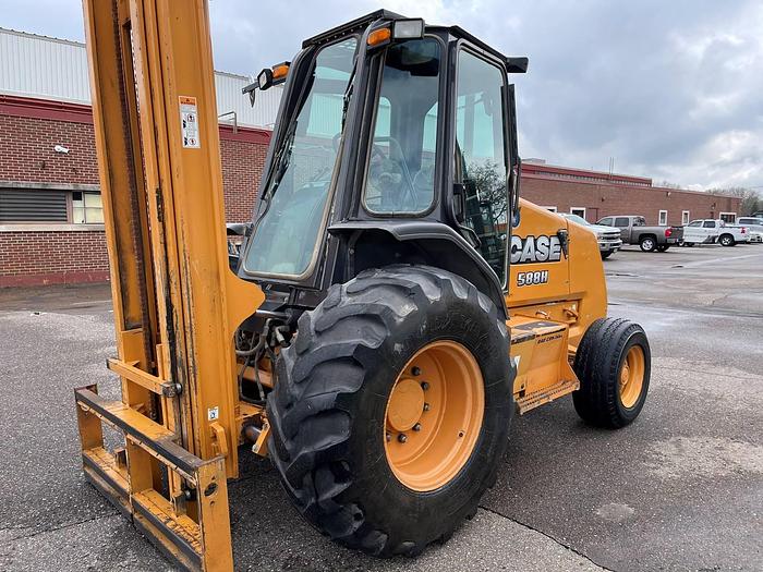 Used 2015 Case 588H Rough Terrain Forklift for Sale in Texas