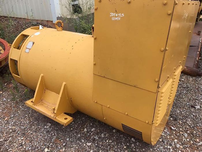 Used Electric Machine 1050kW 1200 RPM 600 Volt Single Bearing Synchronous AC Generator End