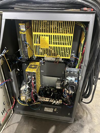 Used FANUC M900iA/260L, CLEANED AND TESTED, 43,066 HOURS ON METER