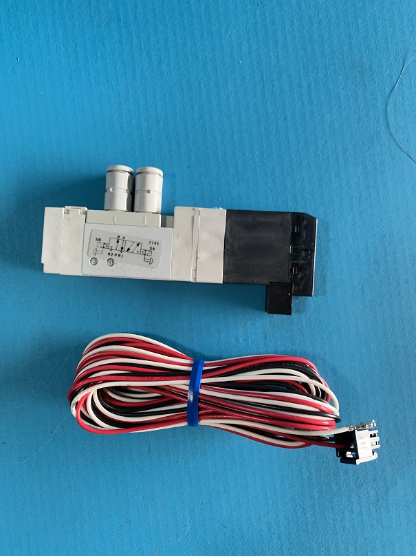 Used Koganei Solenoid Valve F10T1-PL3