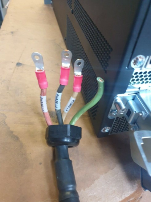 Used AE PINNACLE 0190-25692-001 3152412-264 C RF GENERATOR (BALER)