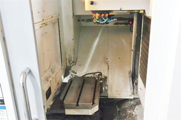 Used 2005 Haas MDC-500 Mill Drill Center