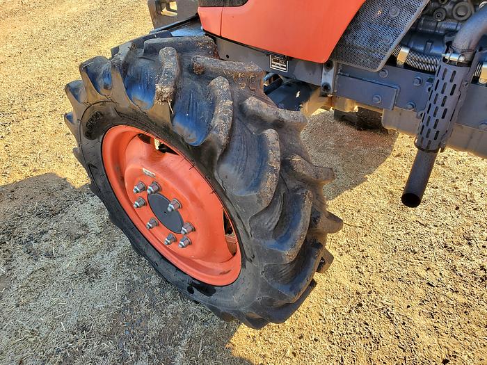 Used 2013 Kubota M7040D Tractor w/ 2400 hrs