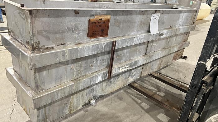 Used 128" 20" x 42" D 